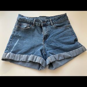 Noisy May Highwaisted Jean shorts